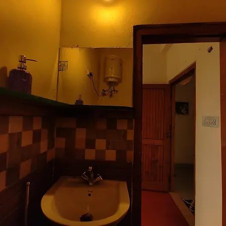 Tsukimi Homestay, Naggar, Manali Nagar  Exterior photo