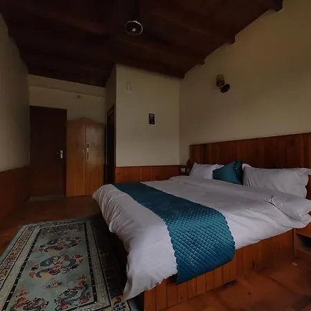 Tsukimi Homestay, Naggar, Manali Nagar  Exterior photo