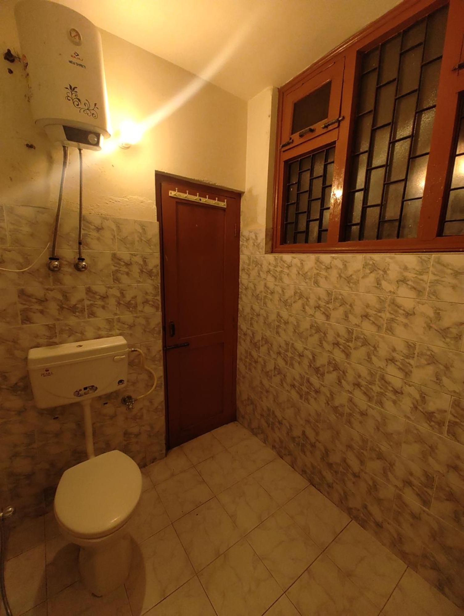 Tsukimi Homestay, Naggar, Manali Homestay