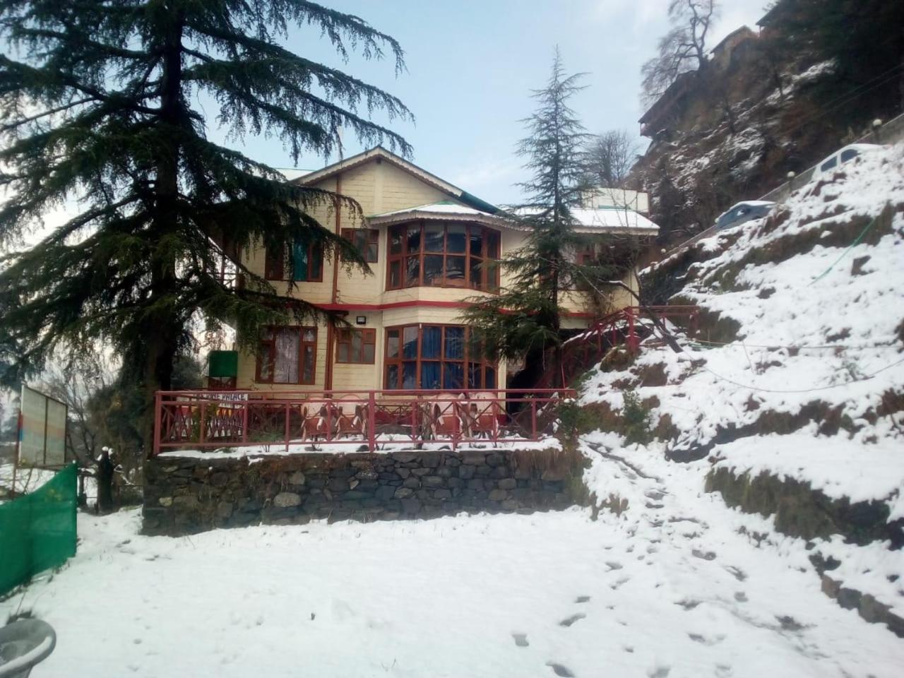 Homestay Tsukimi Homestay, Naggar, Manali *