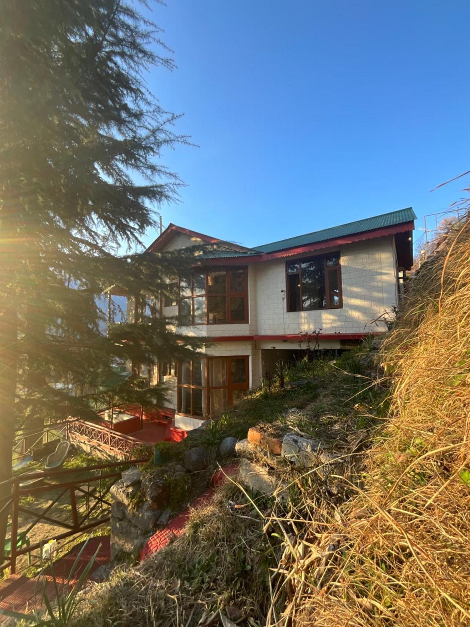 Tsukimi Homestay, Naggar, Manali Homestay *