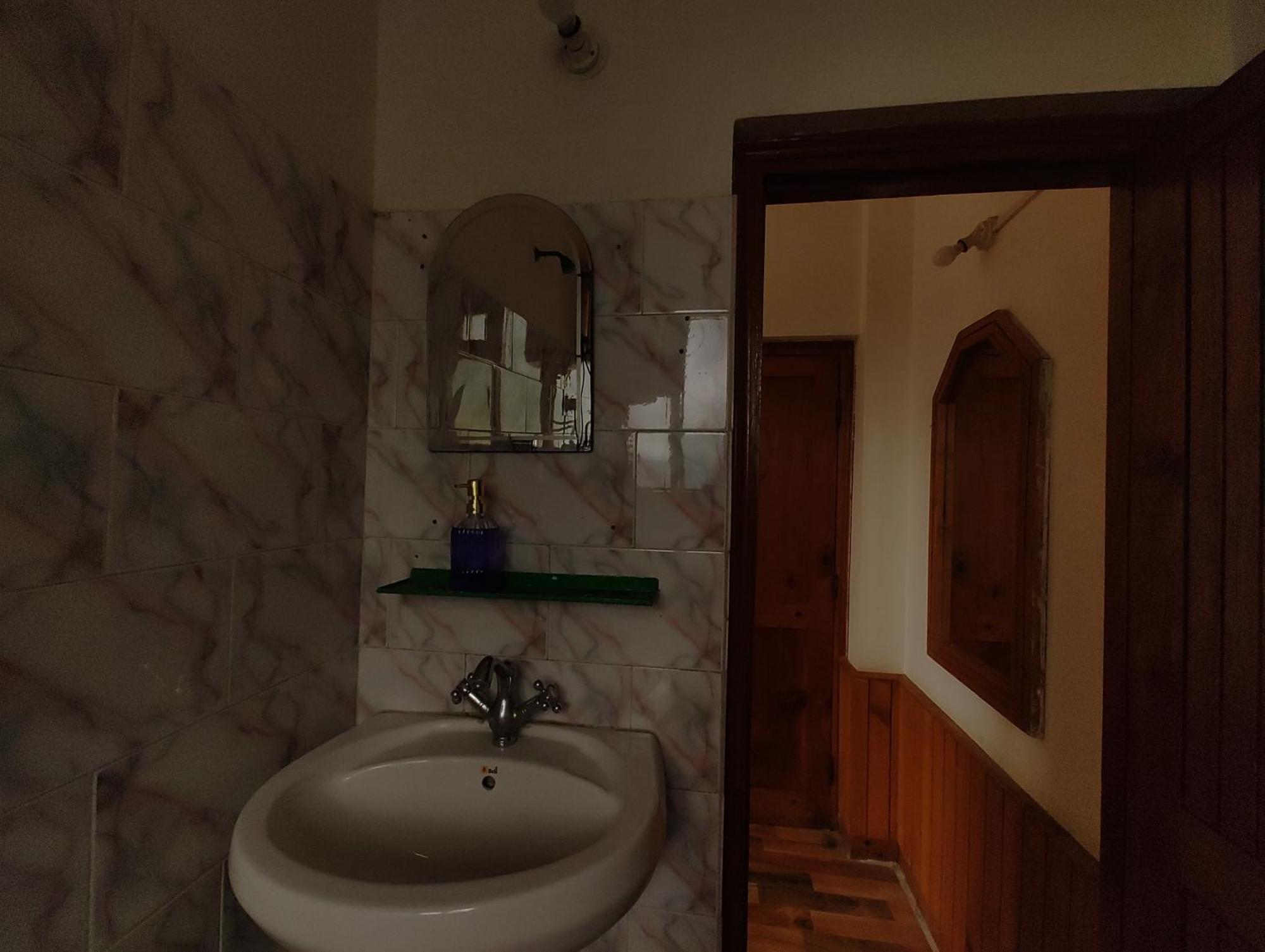 Tsukimi Homestay, Naggar, Manali Nagar (Himachal Pradesh)