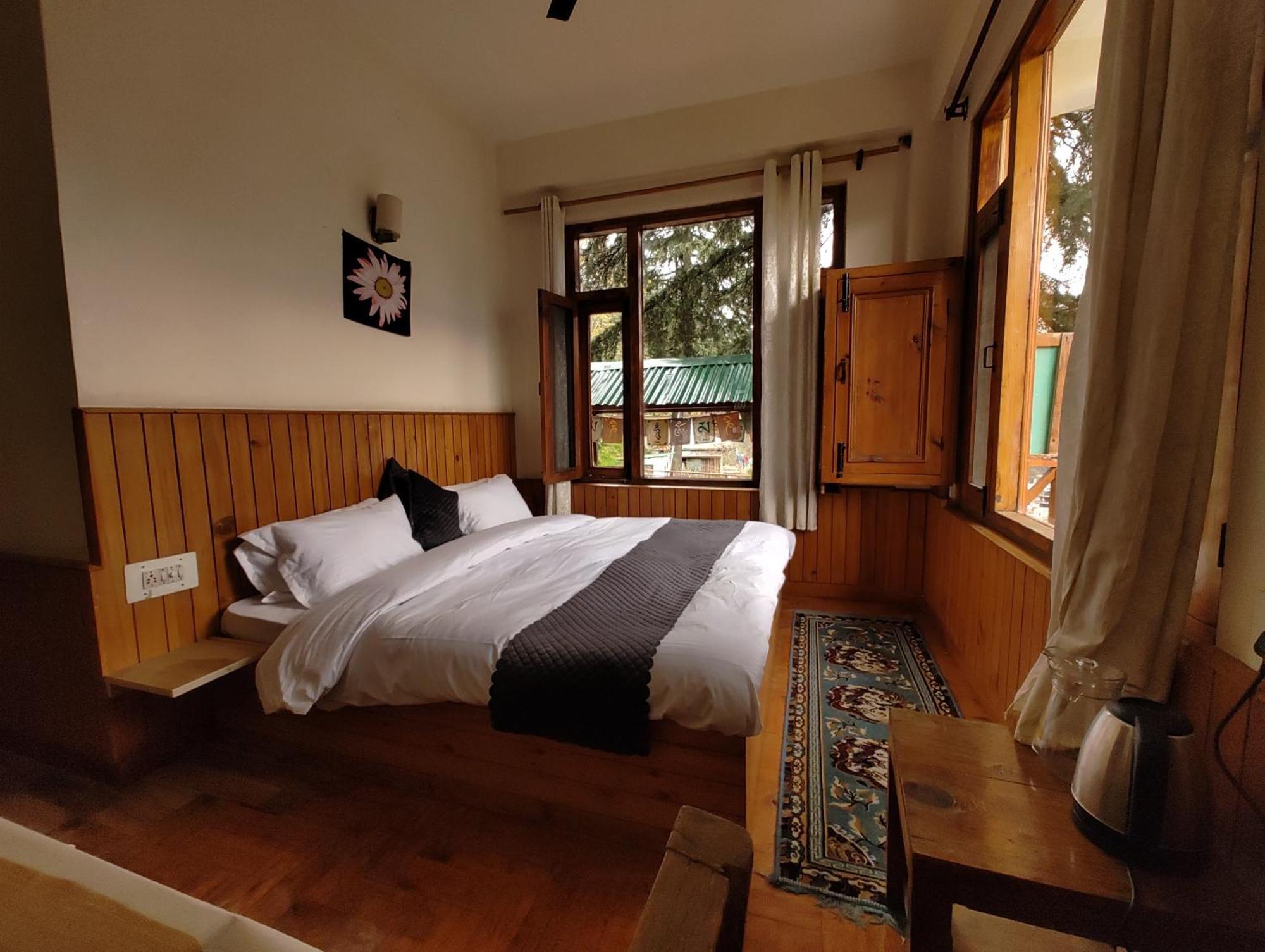 Tsukimi Homestay, Naggar, Manali Nagar (Himachal Pradesh)