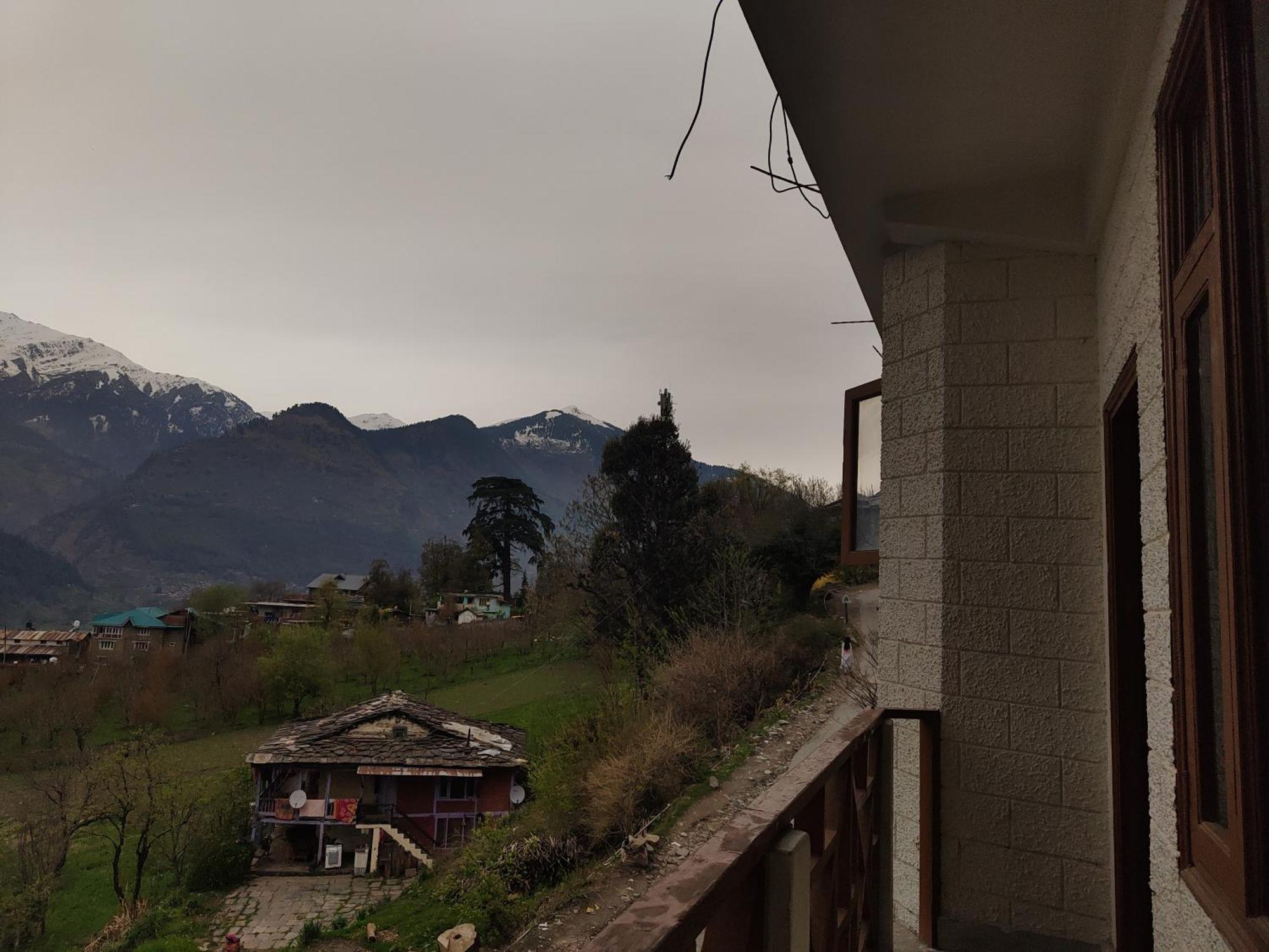 Tsukimi Homestay, Naggar, Manali *
