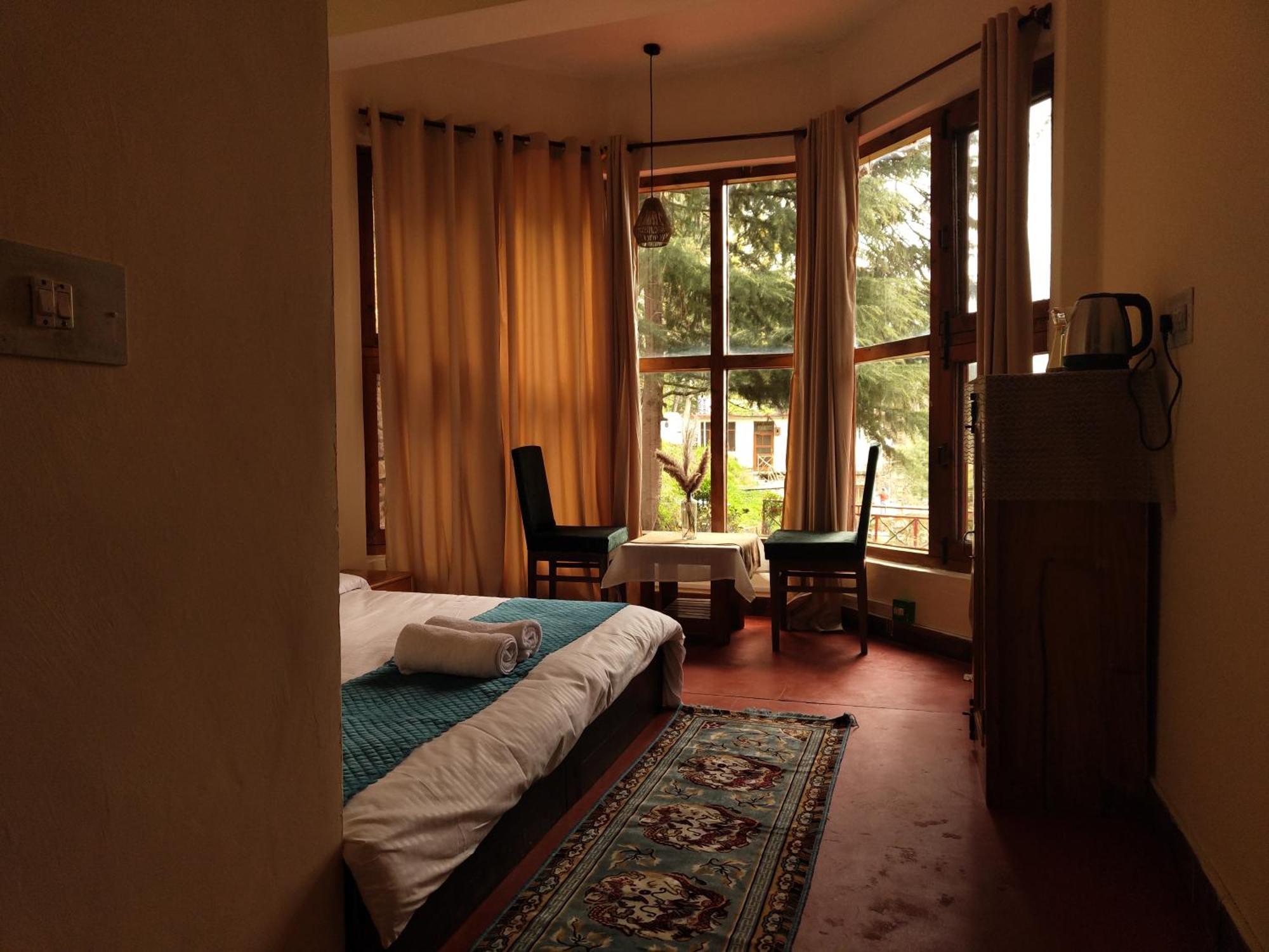 Tsukimi Homestay, Naggar, Manali * Nagar (Himachal Pradesh)