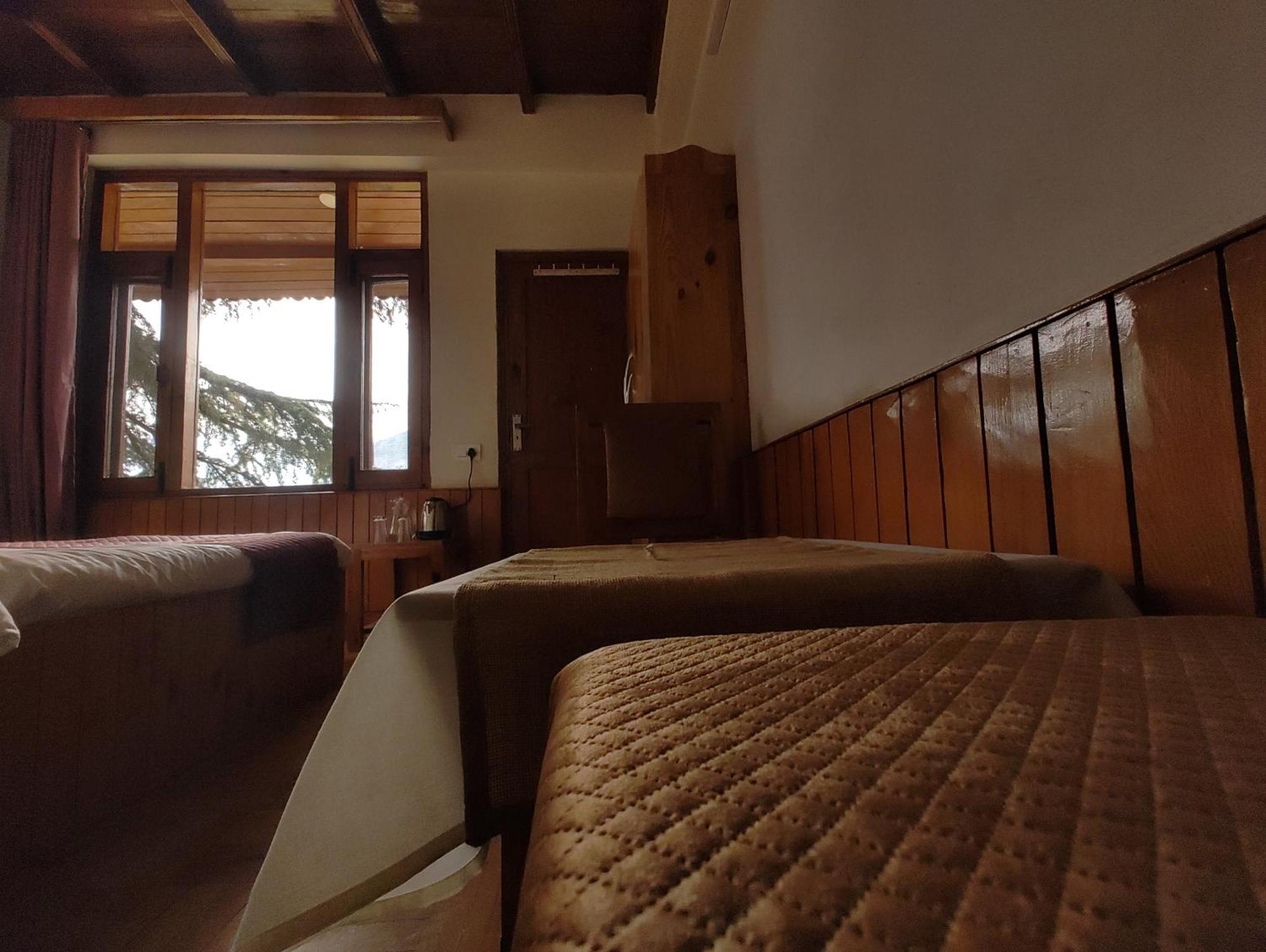 Tsukimi Homestay, Naggar, Manali * Nagar (Himachal Pradesh)