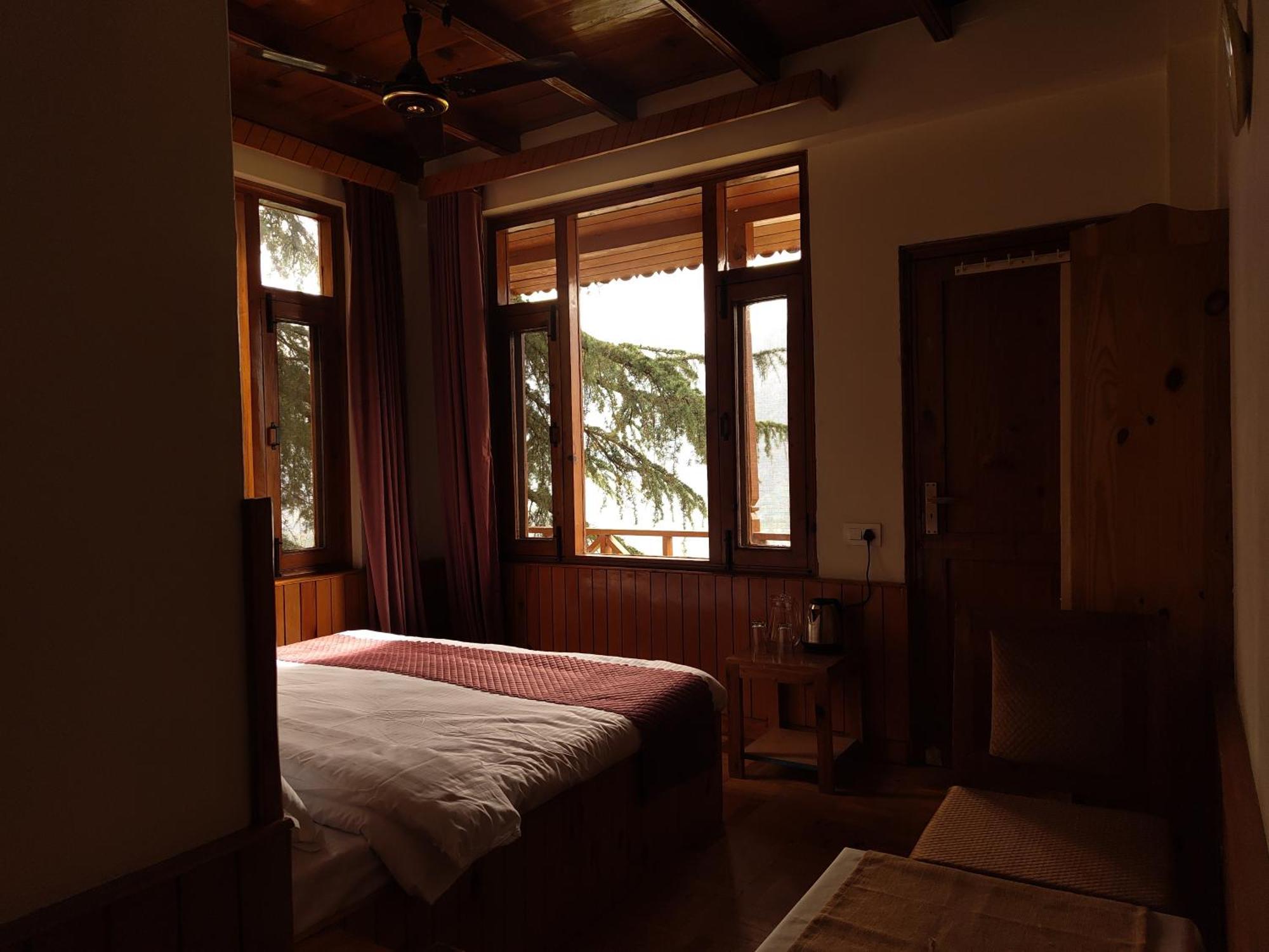 Tsukimi Homestay, Naggar, Manali Homestay Nagar (Himachal Pradesh)